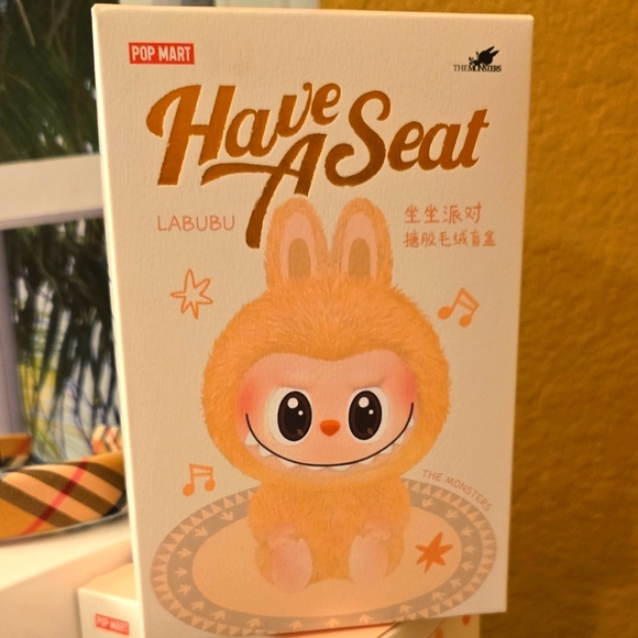 NEW Pop Mart Labubu 'Have A Seat' Figure - Picture 1 of 5